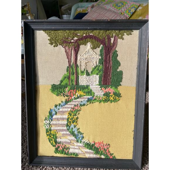 Vtg Framed Crewel Embroidery Springtime Gazebo Needlepoint Floral Grandmacore - Picture 16 of 16